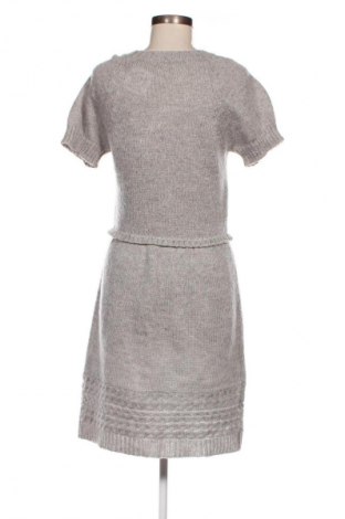 Kleid, Größe S, Farbe Grau, Preis € 6,99