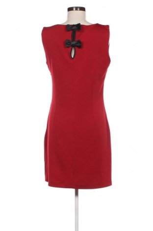 Kleid, Größe M, Farbe Rot, Preis 6,99 €