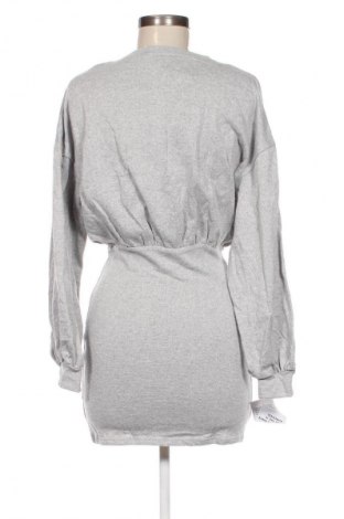 Kleid ASOS, Größe M, Farbe Grau, Preis 11,49 €