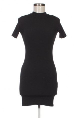 Kleid Bershka, Größe S, Farbe Schwarz, Preis € 3,99