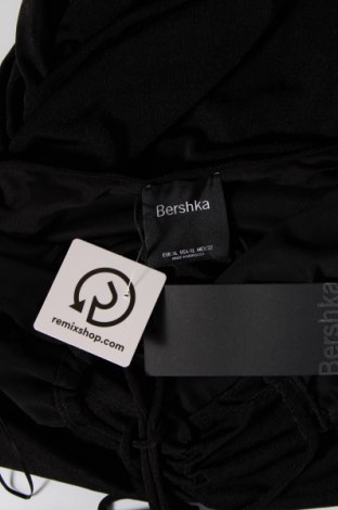 Рокля Bershka, Размер XL, Цвят Черен, Цена 29,99 лв.