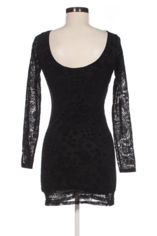 Kleid Boohoo, Größe M, Farbe Schwarz, Preis 12,85 €