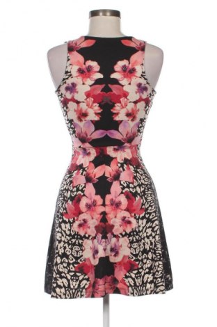 Rochie H&M, Mărime M, Culoare Multicolor, Preț 73,98 Lei