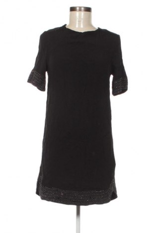 Rochie H&M, Mărime M, Culoare Negru, Preț 23,99 Lei