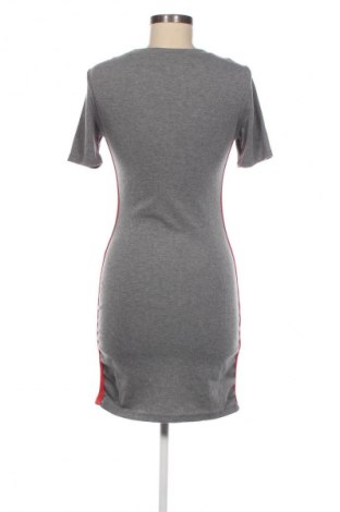 Kleid H&M Divided, Größe M, Farbe Grau, Preis € 20,29