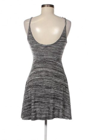 Kleid H&M Divided, Größe S, Farbe Grau, Preis 6,49 €