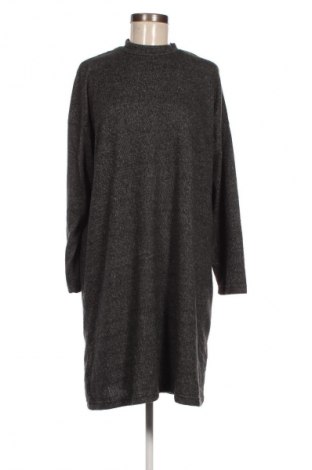 Kleid Janina, Größe S, Farbe Grau, Preis € 2,49