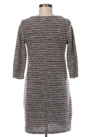 Kleid Janina, Größe M, Farbe Mehrfarbig, Preis 6,49 €