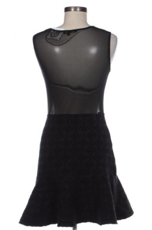 Kleid Maje, Größe M, Farbe Schwarz, Preis 196,79 €