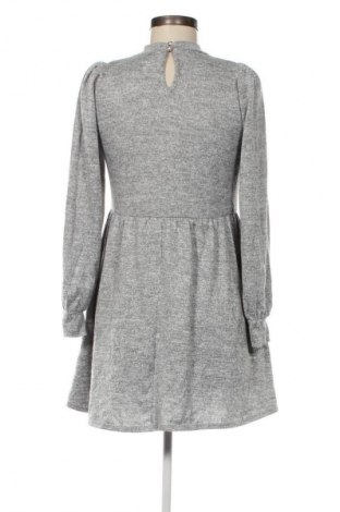 Kleid New Look, Größe S, Farbe Grau, Preis 7,99 €