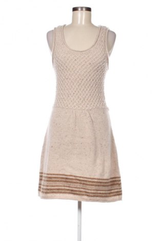 Kleid Review, Größe S, Farbe Beige, Preis 13,99 €