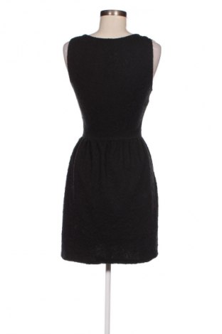 Kleid Stradivarius, Größe M, Farbe Schwarz, Preis 9,49 €