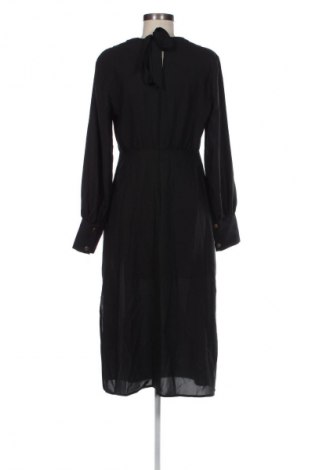 Rochie Trendyol, Mărime M, Culoare Negru, Preț 110,99 Lei