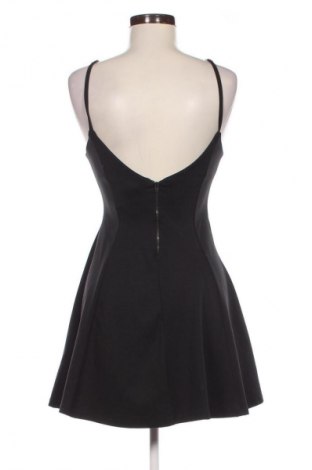 Kleid Zara Trafaluc, Größe S, Farbe Schwarz, Preis 16,45 €