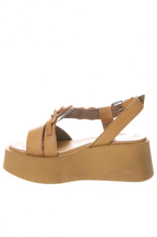 Sandalen, Größe 37, Farbe Gelb, Preis 35,96 €