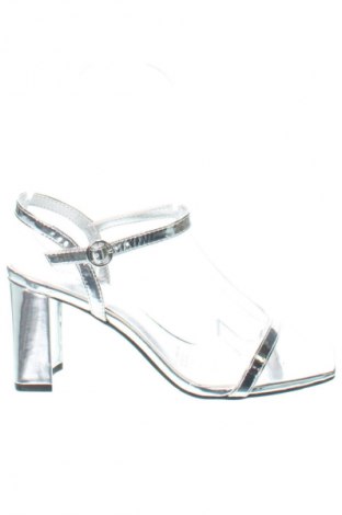 Sandalen H&M Divided, Größe 37, Farbe Silber, Preis € 20,00