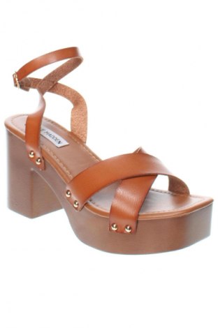 Sandalen Steve Madden, Größe 39, Farbe Braun, Preis 104,99 €