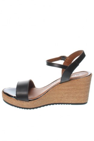 Sandale Tamaris, Mărime 40, Culoare Negru, Preț 122,99 Lei