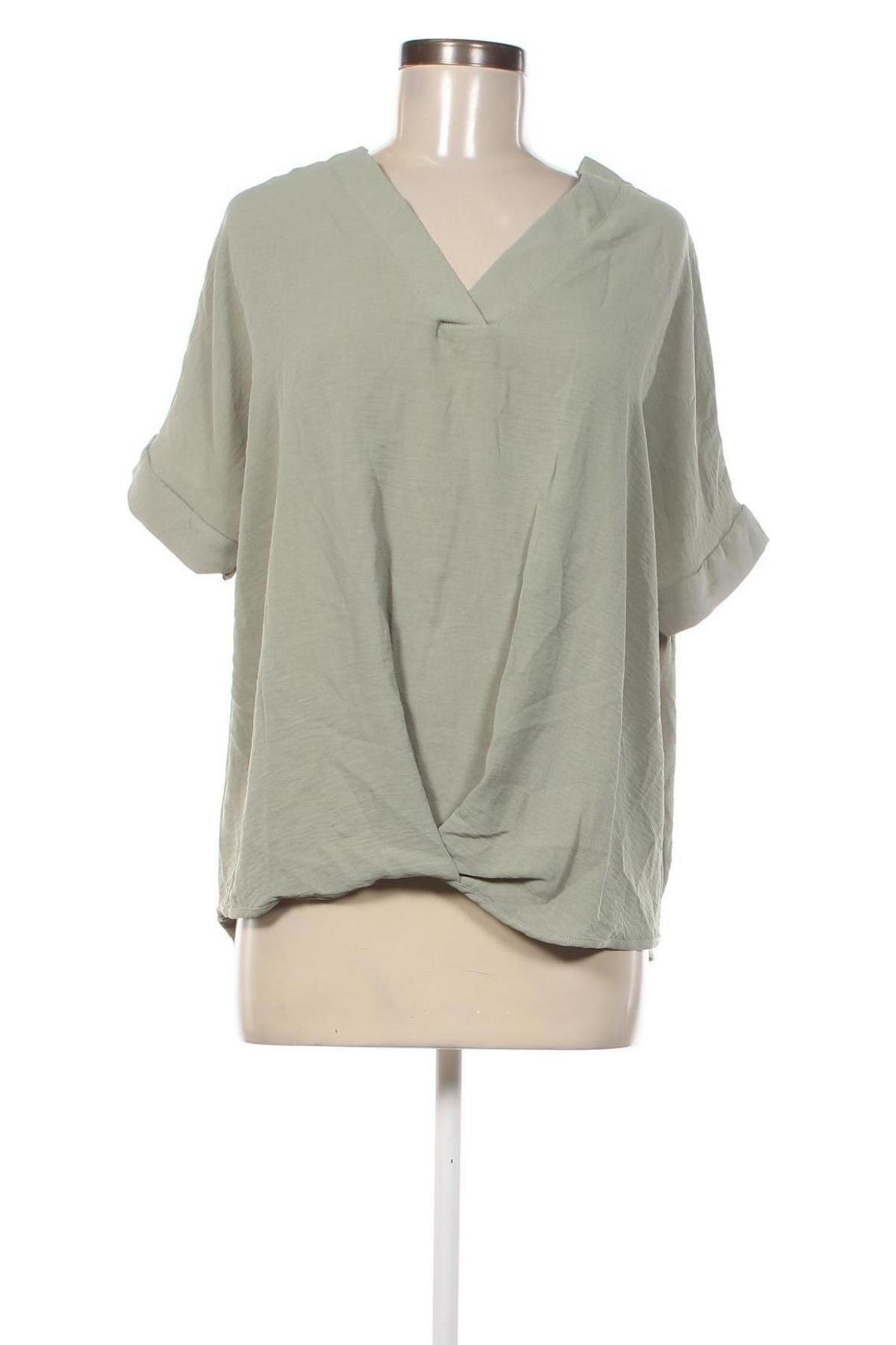 Damen Shirt Janina, Größe M, Farbe Grün, Preis € 3,99