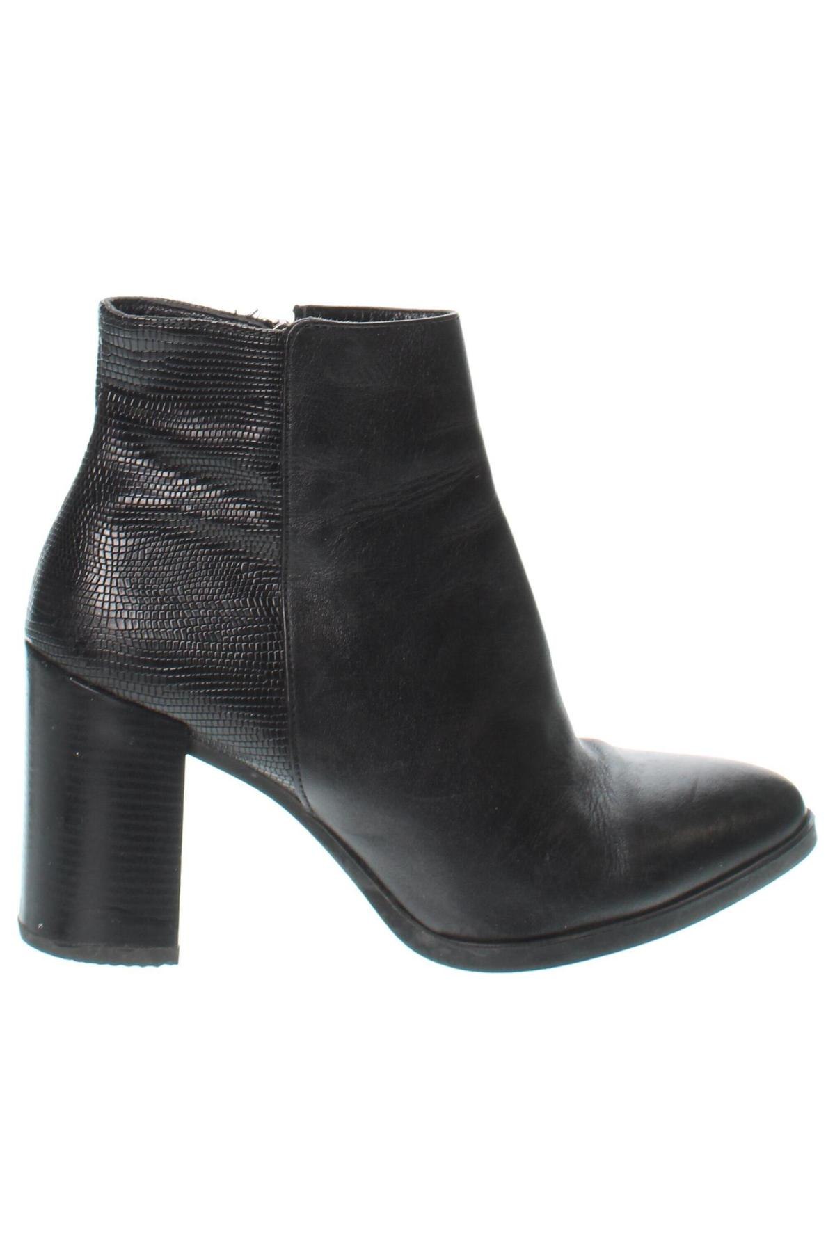 Damen Stiefeletten, Größe 39, Farbe Schwarz, Preis € 15,79