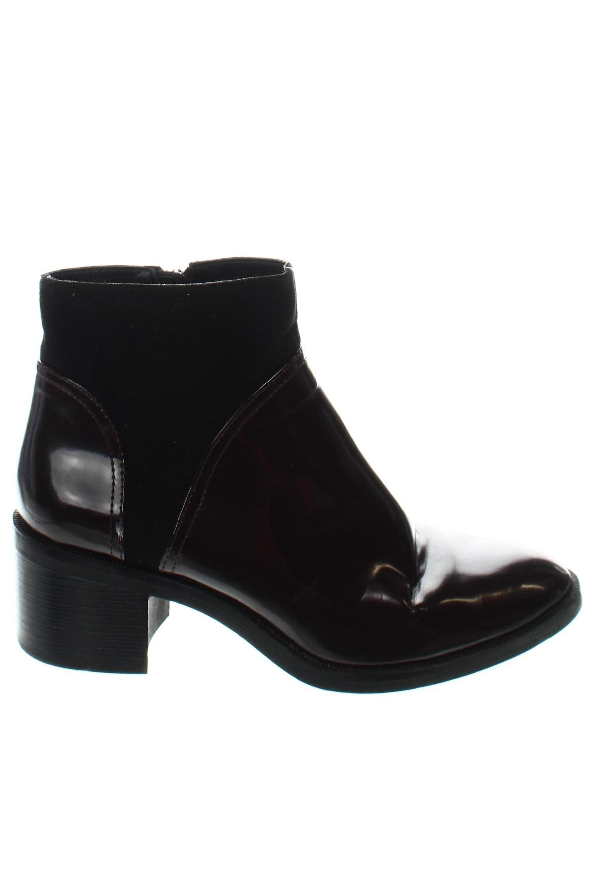 Botine de damă Zara, Mărime 39, Culoare Maro, Preț 203,99 Lei