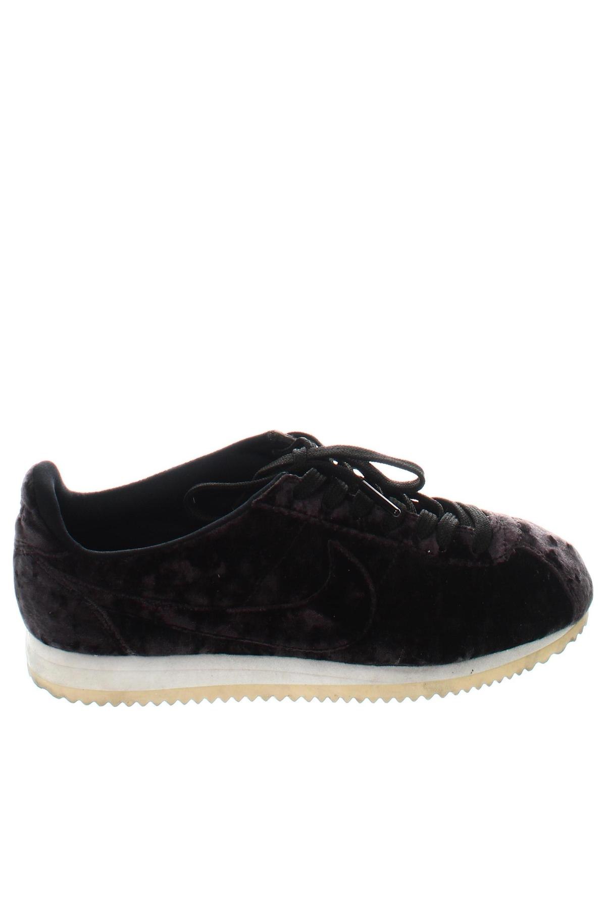 Încălțăminte de damă Nike, Mărime 38, Culoare Negru, Preț 190,99 Lei