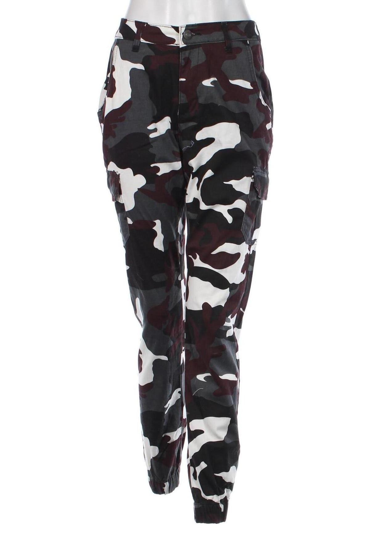 Pantaloni de femei Urban Classics, Mărime M, Culoare Multicolor, Preț 114,99 Lei