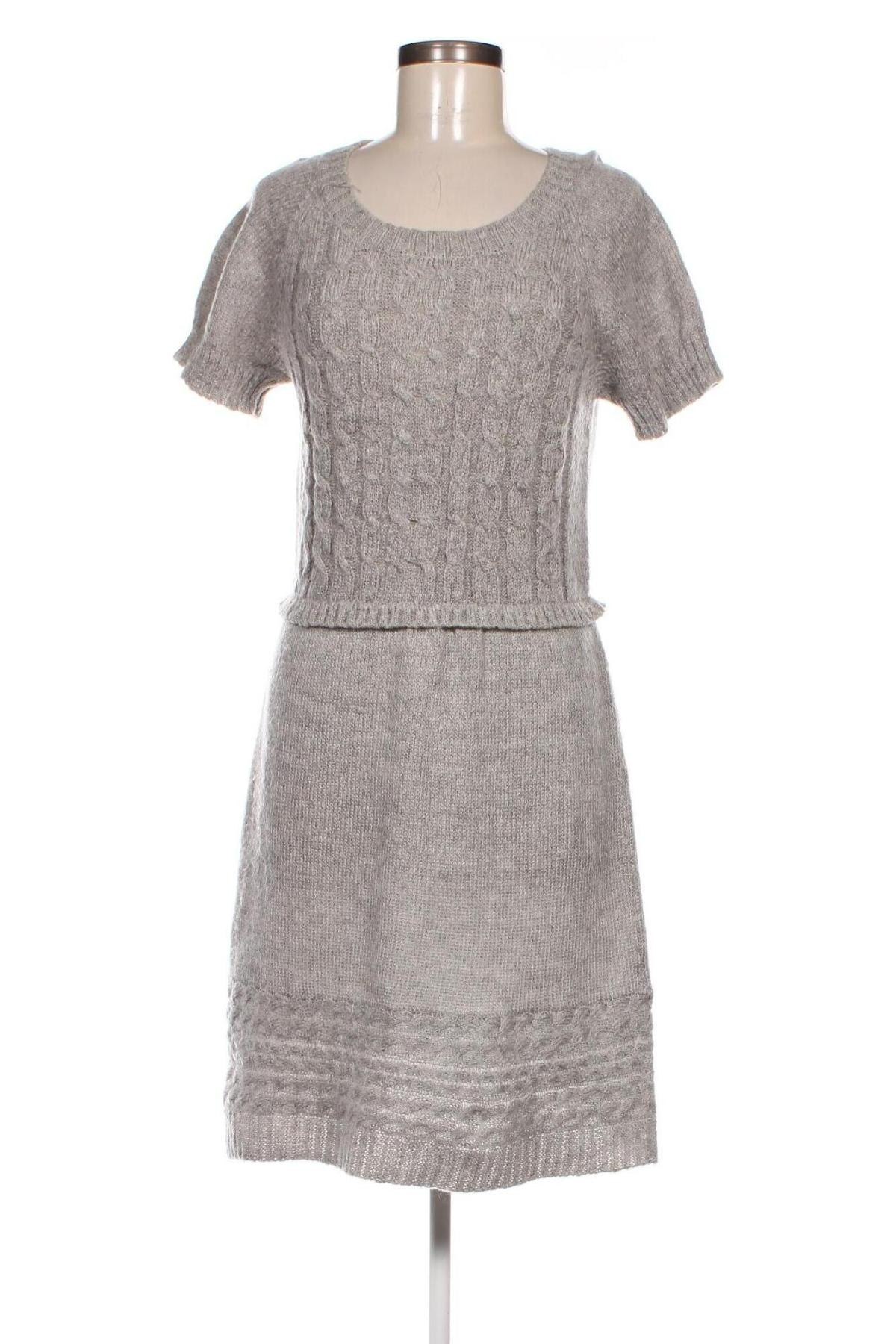 Kleid, Größe S, Farbe Grau, Preis € 6,99