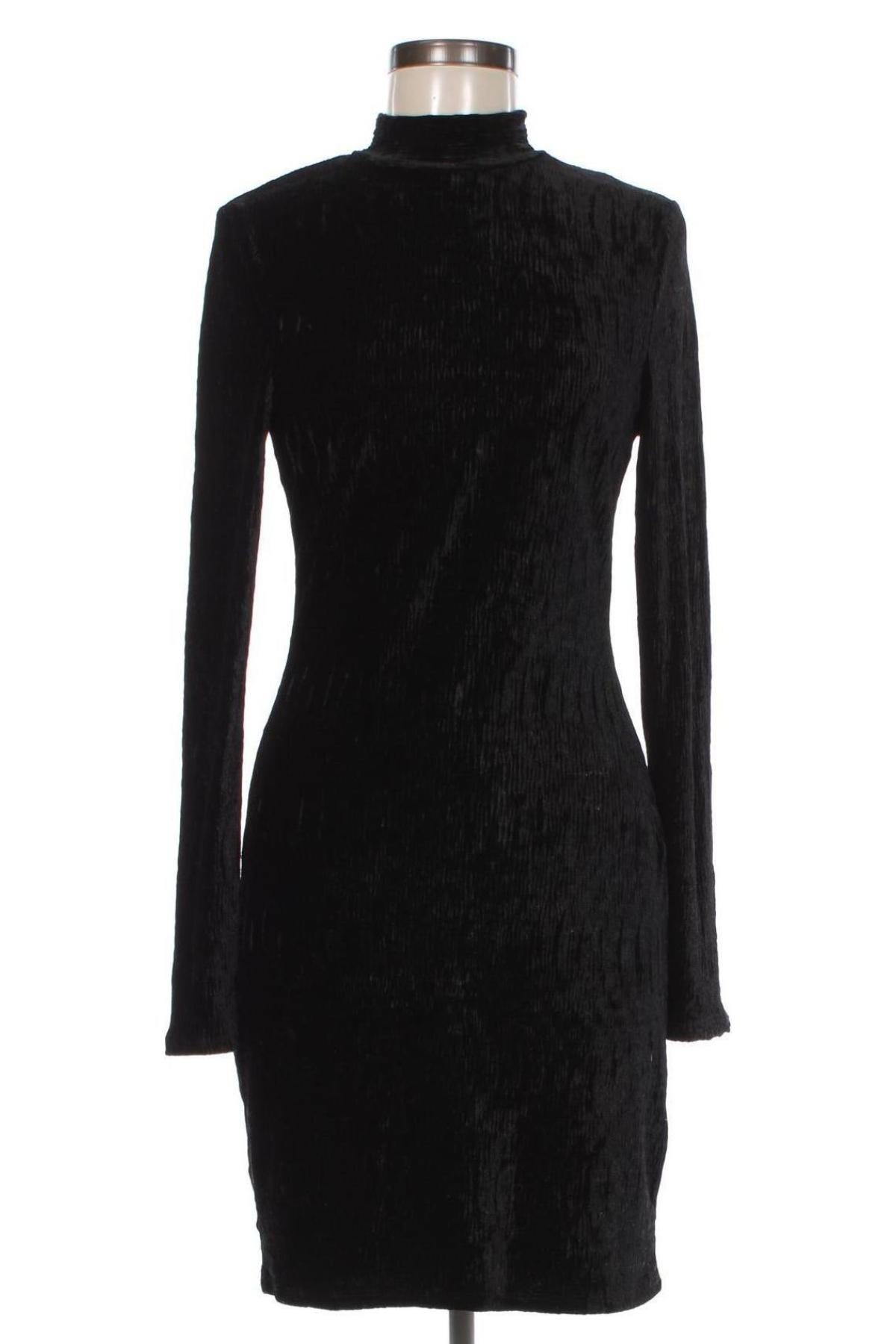 Rochie H&M, Mărime M, Culoare Negru, Preț 32,99 Lei