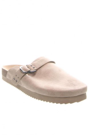 Japonki Bershka, Rozmiar 41, Kolor ecru, Cena 143,82 zł