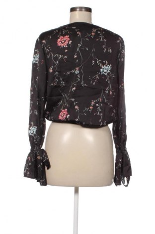 Damen Shirt Bershka, Größe M, Farbe Mehrfarbig, Preis € 13,99