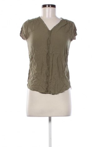 Damen Shirt Camaieu, Größe XS, Farbe Grün, Preis 10,00 €