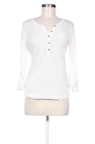 Dámská halenka Funky Buddha, Velikost S, Barva Bílá, Cena  259,00 Kč