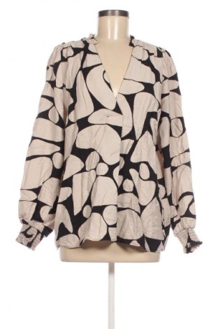 Damen Shirt In Wear, Größe XL, Farbe Mehrfarbig, Preis 24,48 €