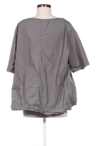 Damen Shirt Oska, Größe XL, Farbe Grau, Preis 56,37 €