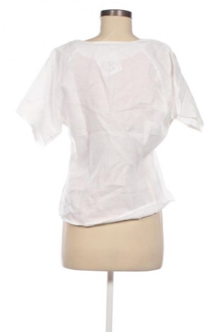 Damen Shirt Passport, Größe M, Farbe Weiß, Preis € 18,47