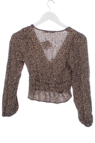 Dámská halenka Pull&Bear, Velikost XS, Barva Vícebarevné, Cena  309,00 Kč
