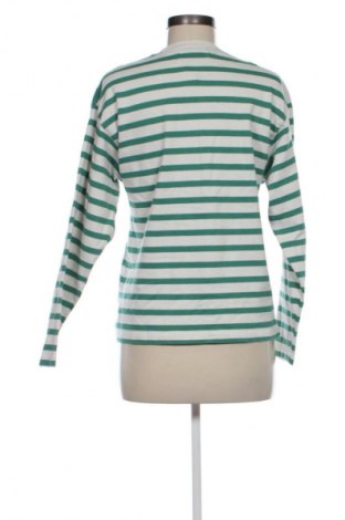 Dámská halenka Pull&Bear, Velikost S, Barva Vícebarevné, Cena  159,00 Kč