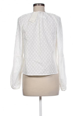 Damen Shirt Reserved, Größe S, Farbe Weiß, Preis 15,80 €