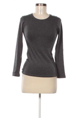Damen Shirt Uniqlo, Größe S, Farbe Grau, Preis € 23,99