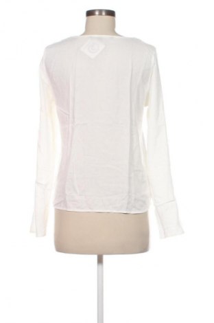 Дамска блуза Vero Moda, Размер XS, Цвят Бял, Цена 19,99 лв.