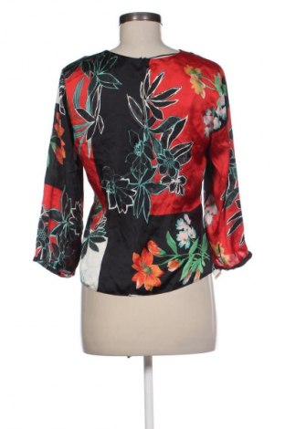 Damen Shirt Zara, Größe M, Farbe Mehrfarbig, Preis 23,85 €