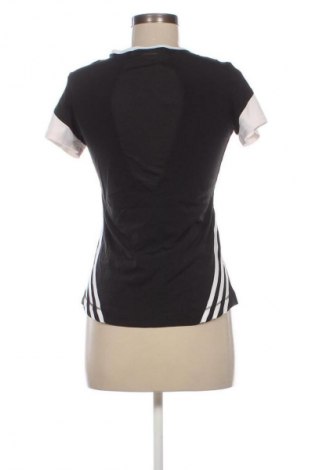 Dámské tričko Adidas, Velikost M, Barva Černá, Cena  399,00 Kč