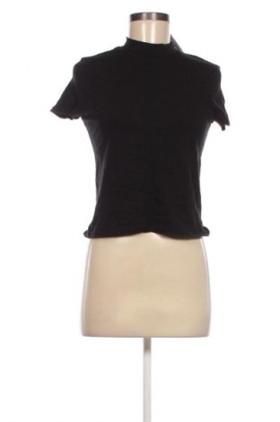 Γυναικείο t-shirt Cropp, Μέγεθος S, Χρώμα Μαύρο, Τιμή 9,14 €