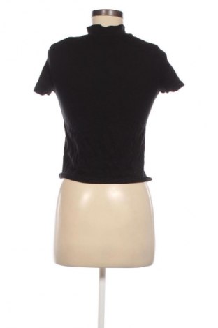 Γυναικείο t-shirt Cropp, Μέγεθος S, Χρώμα Μαύρο, Τιμή 9,14 €
