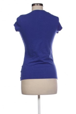 Γυναικείο t-shirt Fisherfield, Μέγεθος M, Χρώμα Βιολετί, Τιμή 9,00 €