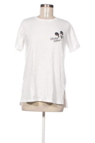 Γυναικείο t-shirt LC Waikiki, Μέγεθος M, Χρώμα Λευκό, Τιμή 11,25 €