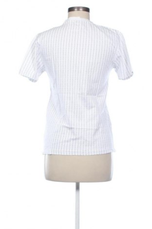 Γυναικείο t-shirt Mister Tee, Μέγεθος XS, Χρώμα Πολύχρωμο, Τιμή 9,00 €