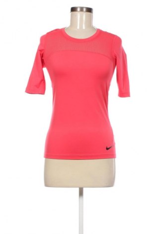 Dámské tričko Nike, Velikost S, Barva Červená, Cena  439,00 Kč