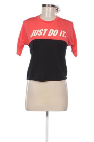 Dámske tričko Nike, Veľkosť XS, Farba Viacfarebná, Cena  14,00 €